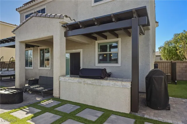 $539,999 | 94 Cascade River Street, Las Vegas, NV 89148