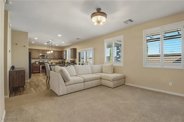 $539,999 | 94 Cascade River Street, Las Vegas, NV 89148