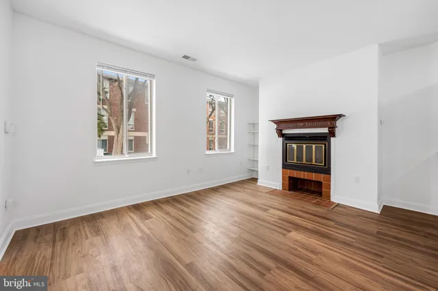 $2,250 | 13 Andrew Place, Unit R103, Baltimore, MD 21201