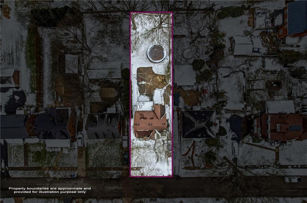 371 Case Avenue Sharon, PA 16146 - Photo 37 of 41 an outdoor view of garden