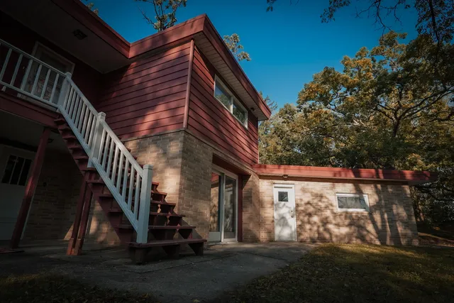 $599,000 | 29222 Durand Avenue, Burlington, WI 53105