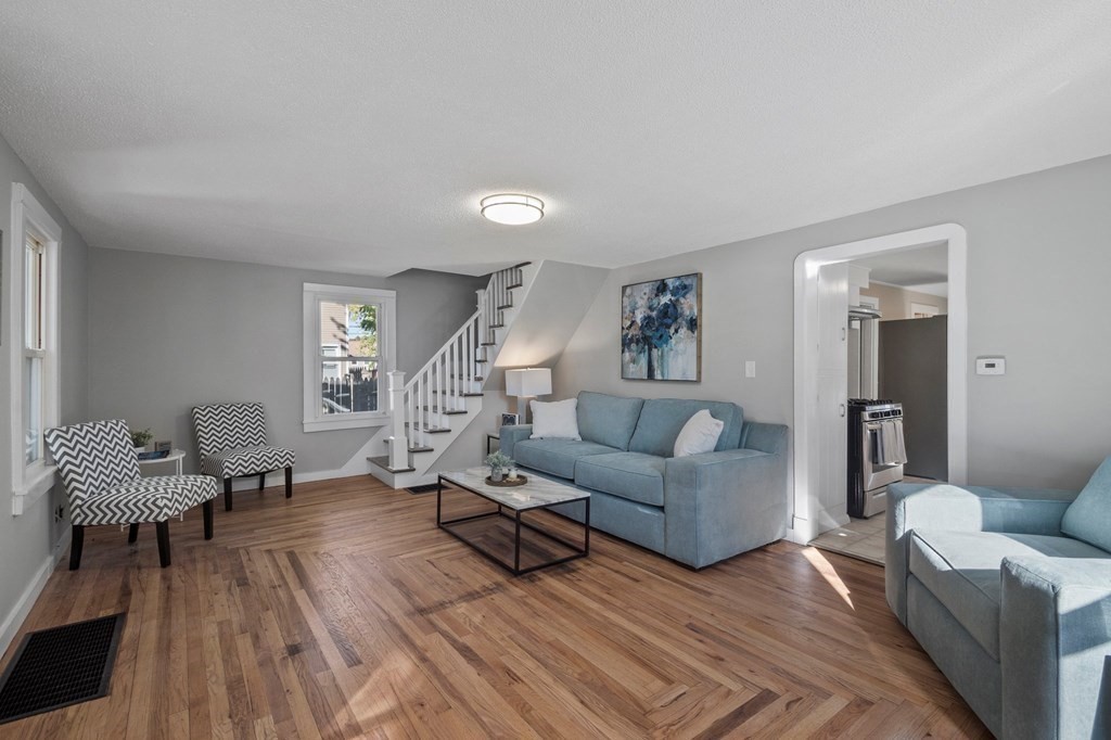77 Phillips Avenue Springfield, MA 01119 - Photo 19 of 41
