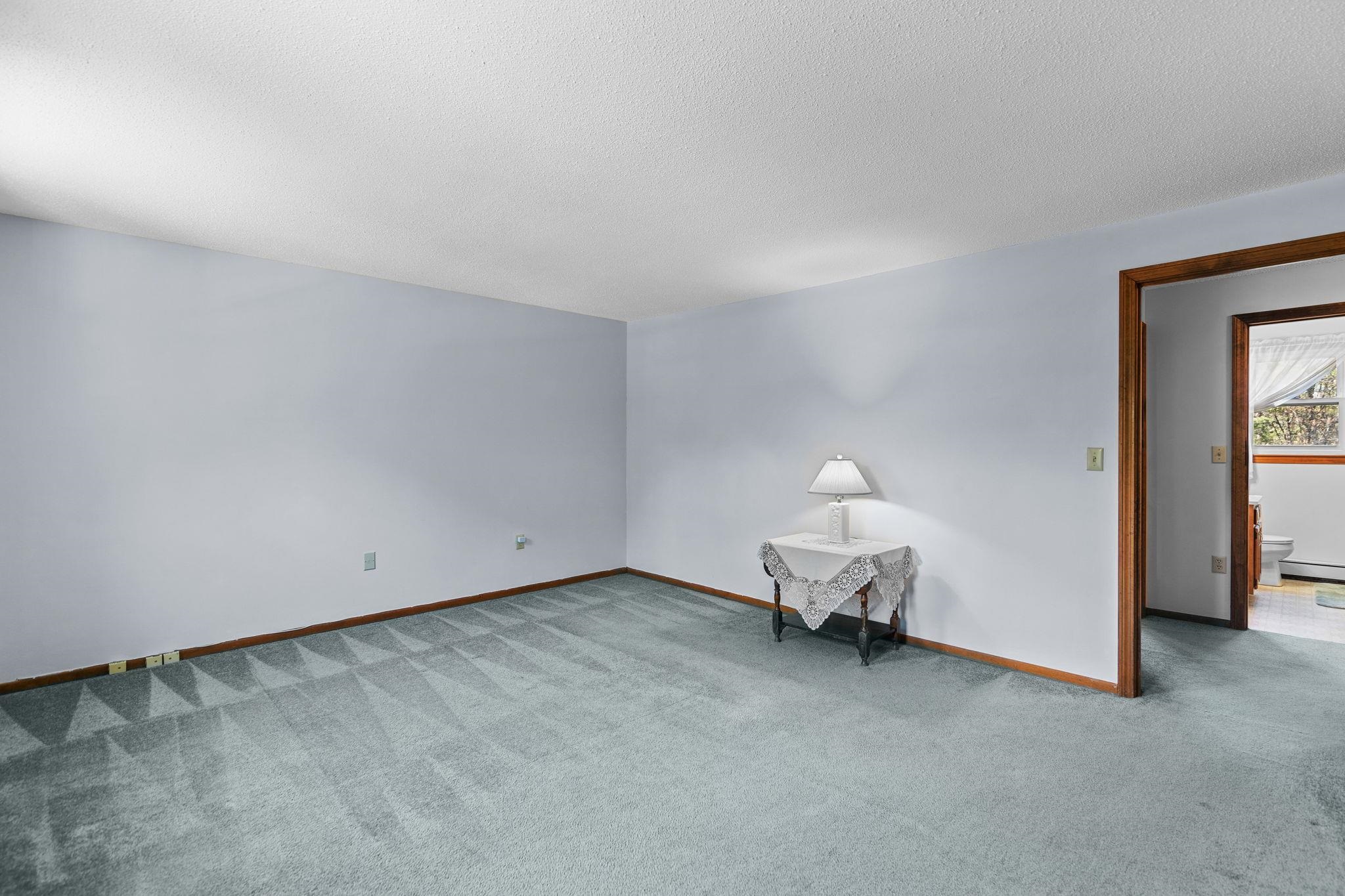 3 Cub Circle, Unit 4 Amherst, NH 03031 - Photo 19 of 40 Gallery Image 19