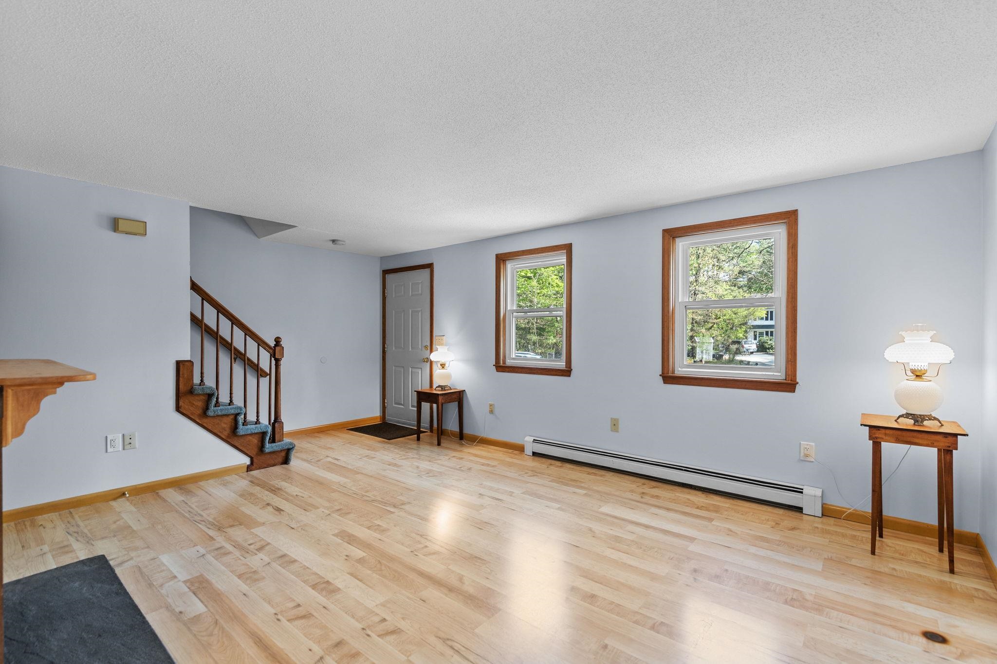 3 Cub Circle, Unit 4 Amherst, NH 03031 - Photo 6 of 40 Gallery Image 6