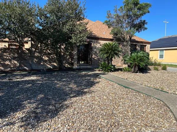 $1,750 | 6461 Firestone Parkway, San Antonio, TX 78244