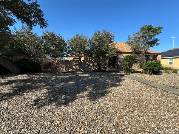 $1,750 | 6461 Firestone Parkway, San Antonio, TX 78244