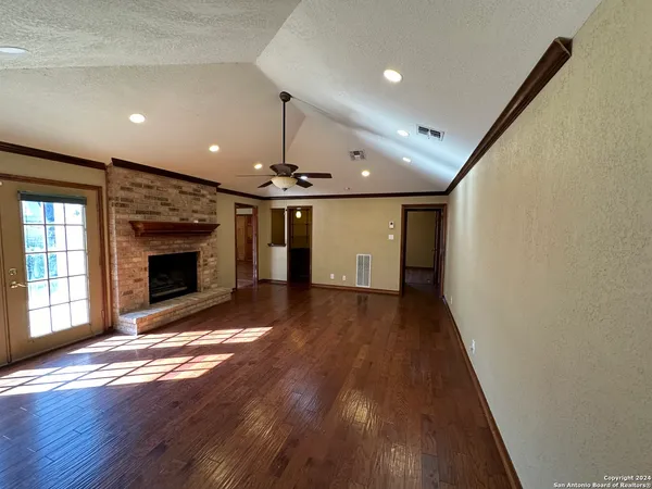 $1,750 | 6461 Firestone Parkway, San Antonio, TX 78244