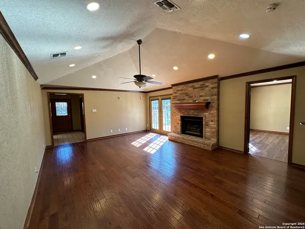 $1,750 | 6461 Firestone Parkway, San Antonio, TX 78244