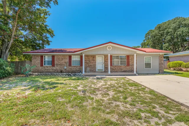 $305,000 | 9 Oak Lane, Shalimar, FL 32579