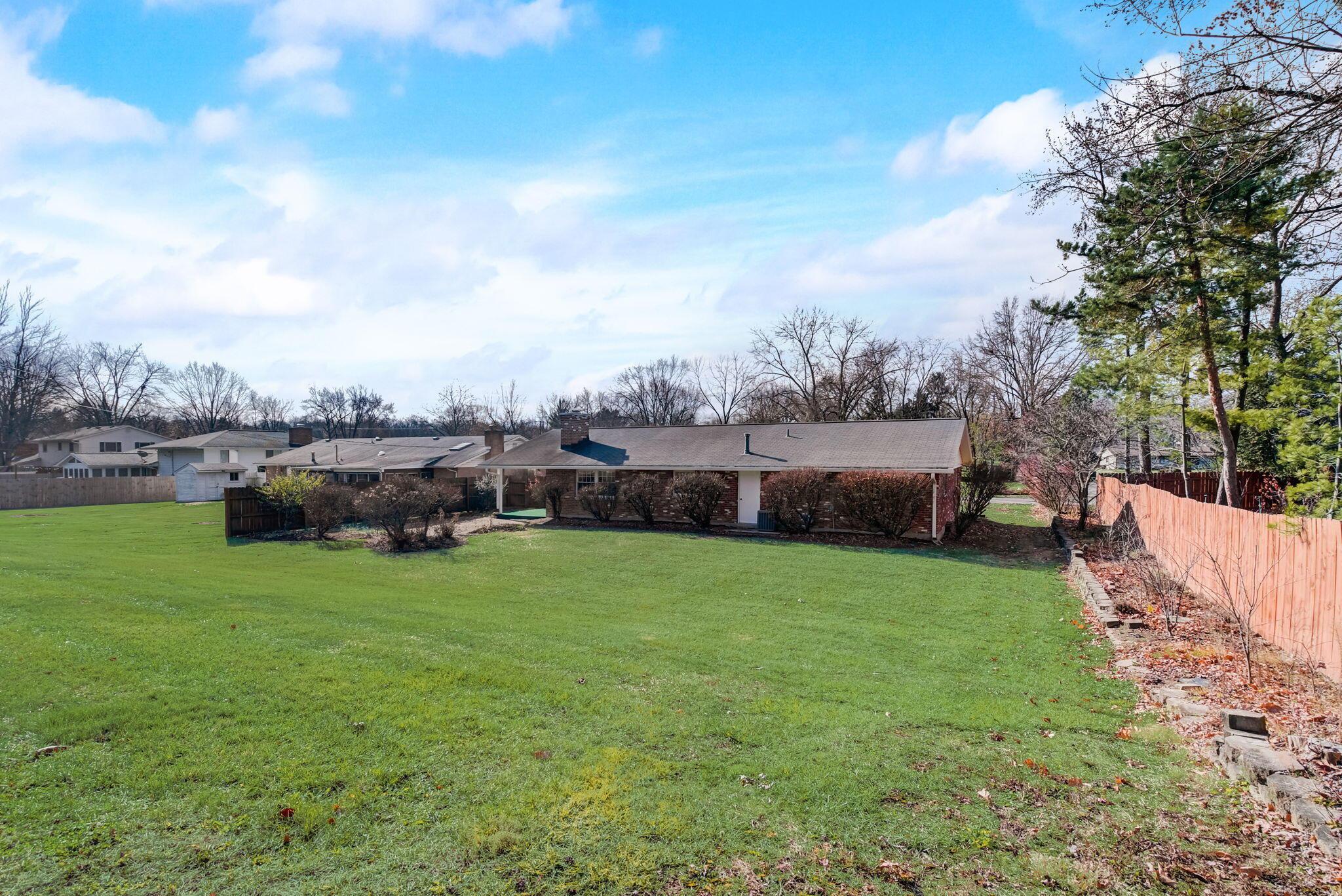 5548 Oak Valley Road Dayton, OH 45440 - Photo 25 of 44 31-web-or-mls-Oak Valley Rd-029