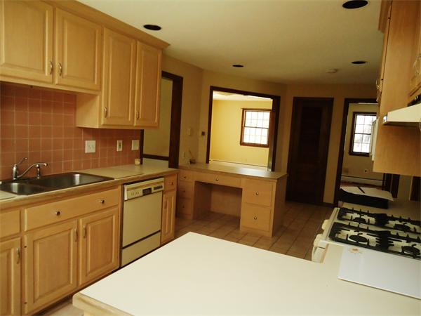 11 Old Coach Road Hampden, MA 01036 - Photo 7 of 20 Gallery Image 7