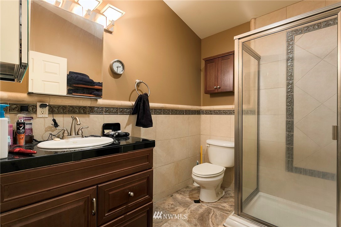 4226 Pickett Road Bellingham, WA 98226 - Photo 15 of 25 Gallery Image 15