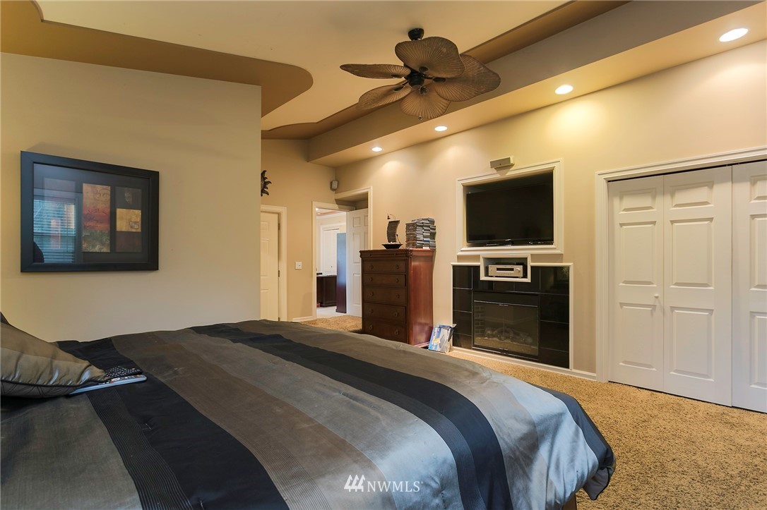 4226 Pickett Road Bellingham, WA 98226 - Photo 18 of 25 Gallery Image 18