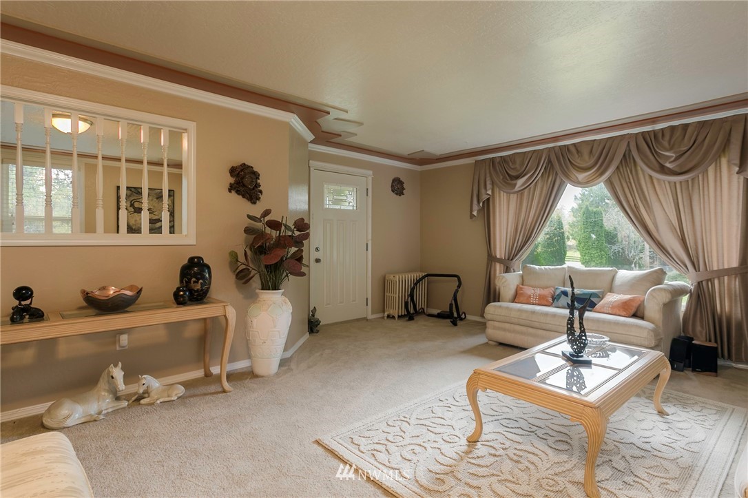 4226 Pickett Road Bellingham, WA 98226 - Photo 10 of 25 Gallery Image 10