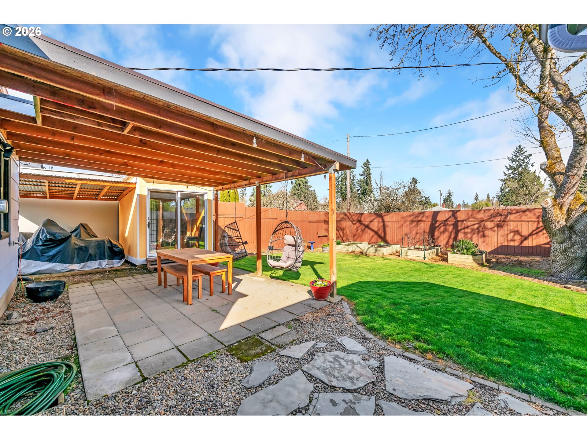 157 Hansen Lane Eugene, OR 97404 - Photo 38 of 46 a view of a backyard with sitting area
