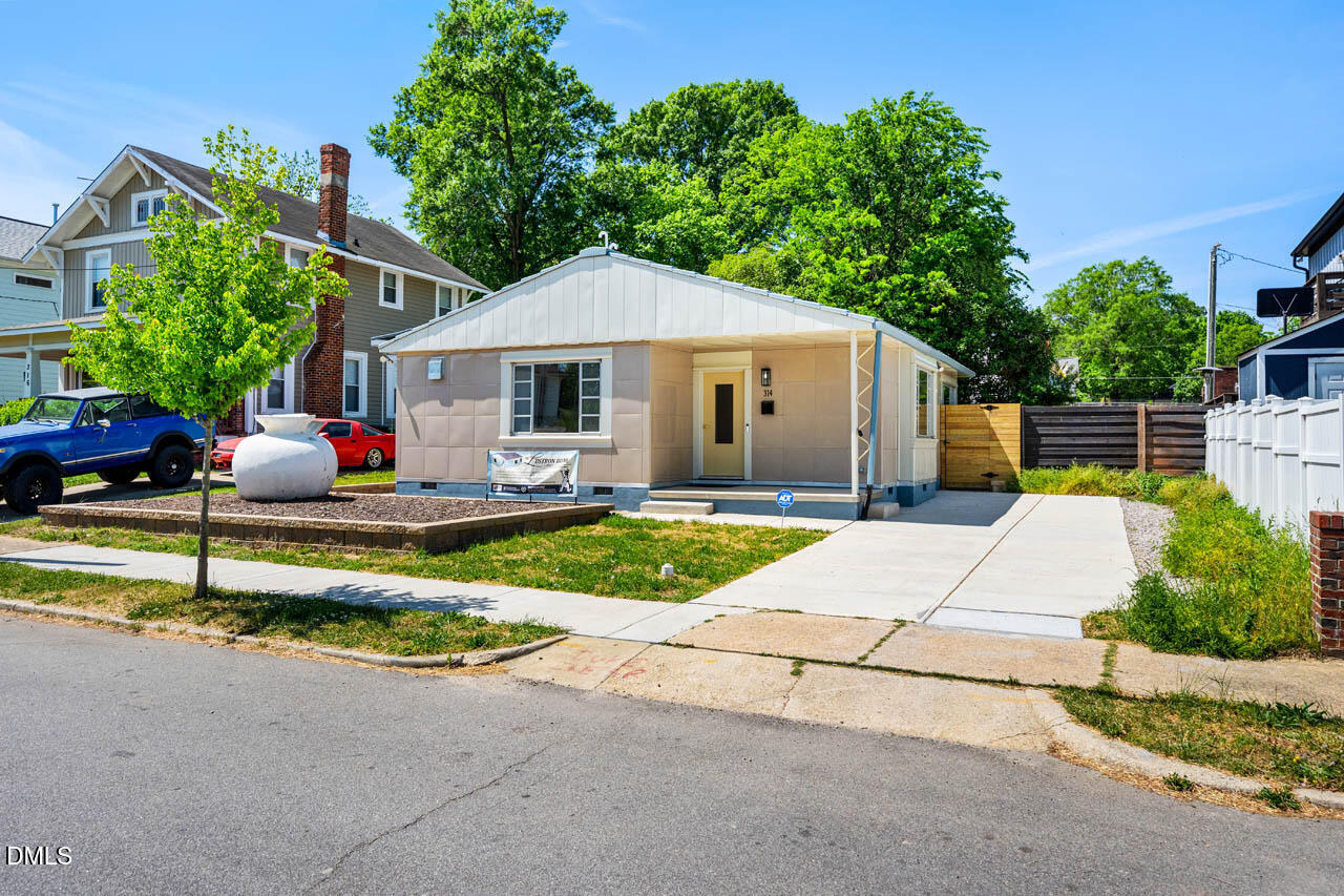 314 South Haywood Street Raleigh, NC 27601 - Photo 2 of 33 314HaywoodSt-023