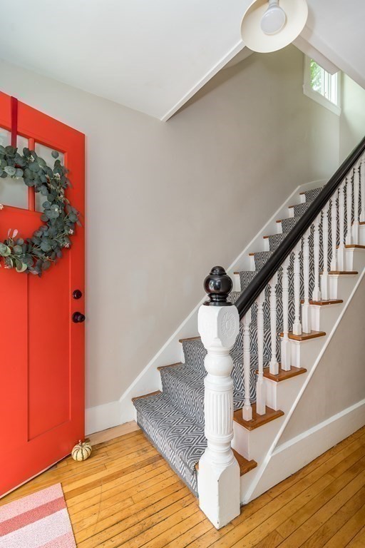 15 Howe Street Wellesley, MA 02482 - Photo 8 of 21