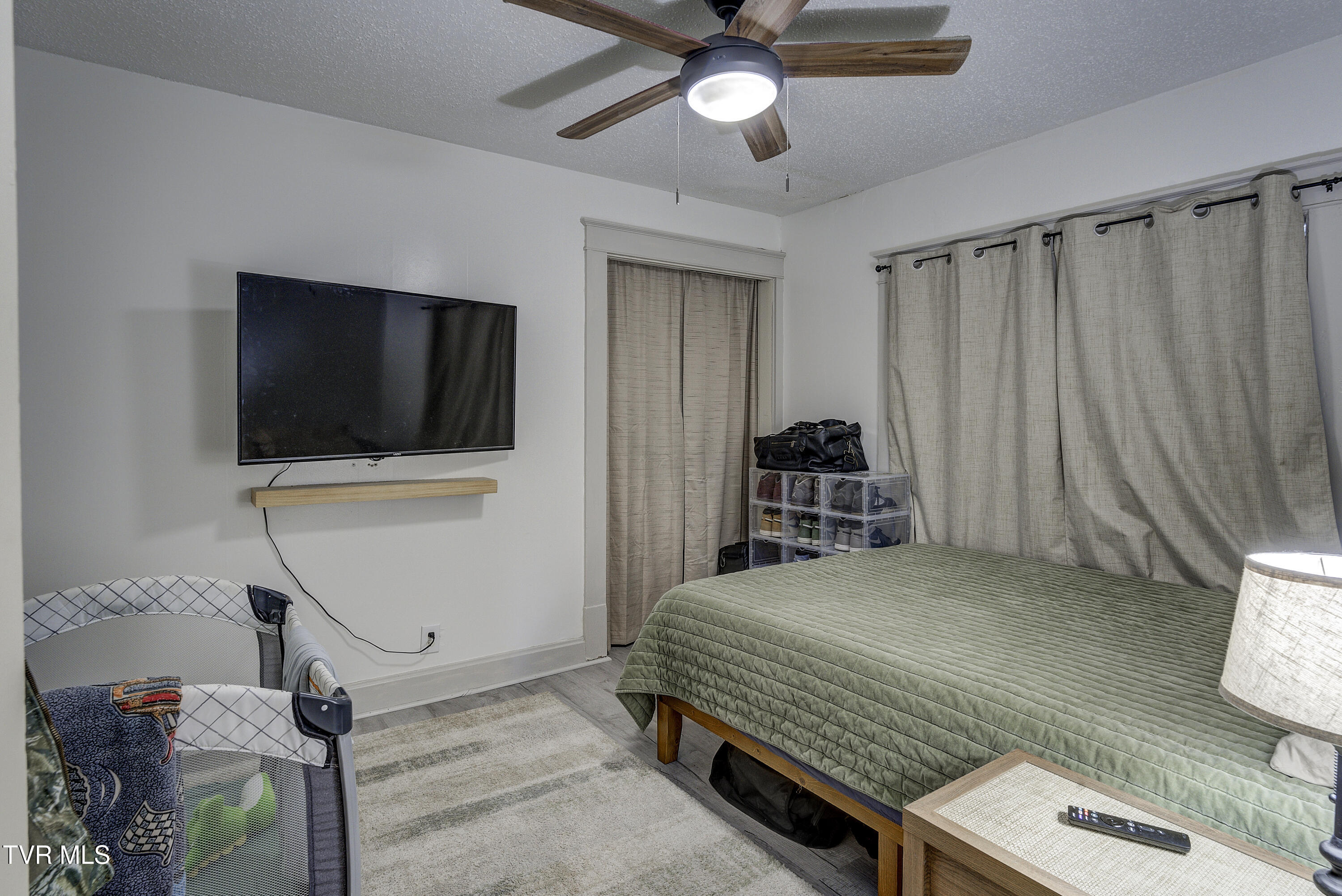 220 New Avenue Erwin, TN 37650 - Photo 19 of 25 NewAve-INTERIOR-13