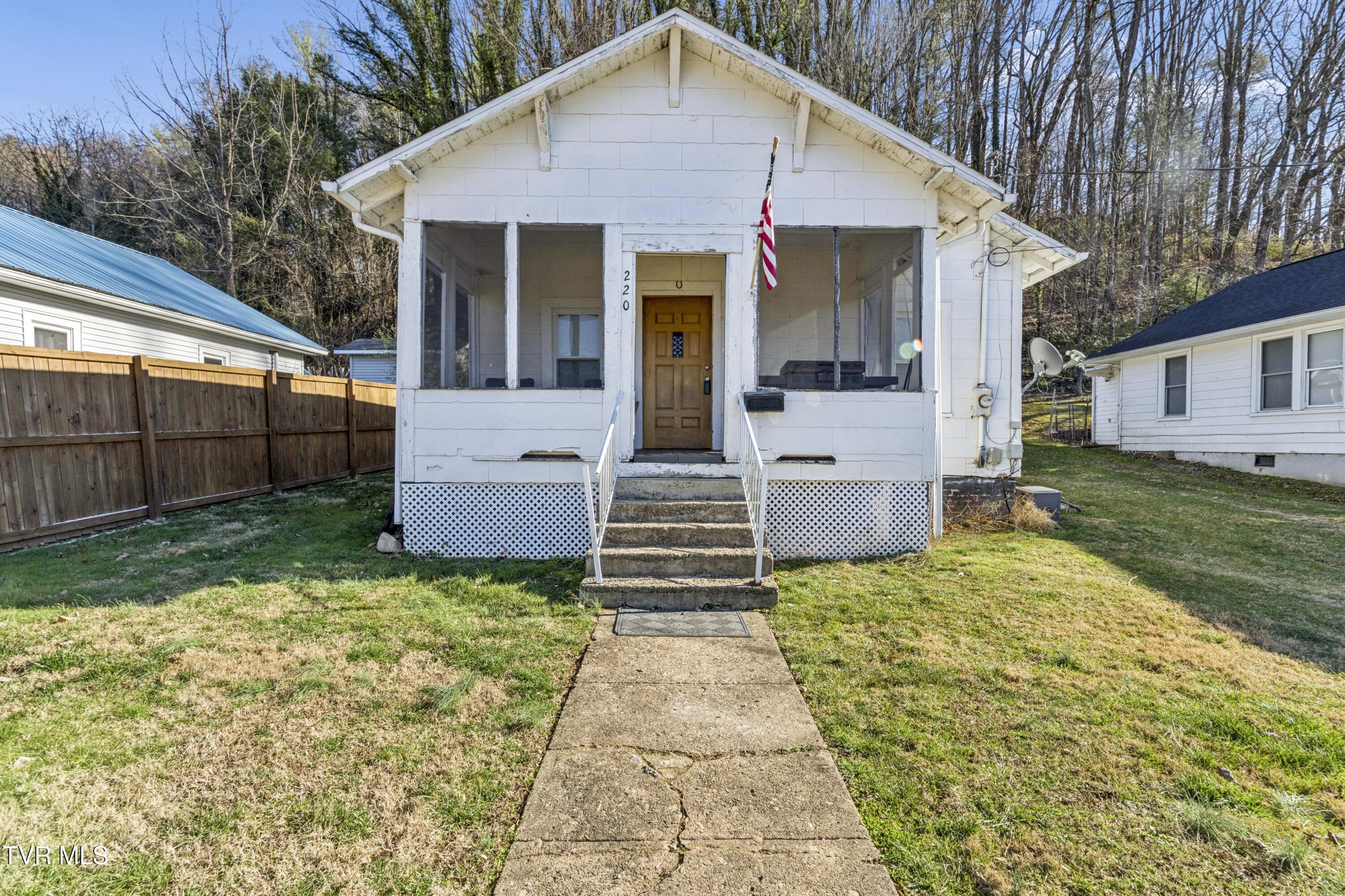 220 New Avenue Erwin, TN 37650 - Photo 2 of 25 New-EXTERIOR-10