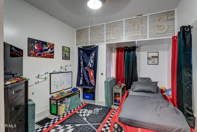 $185,000 | 220 New Avenue, Erwin, TN 37650