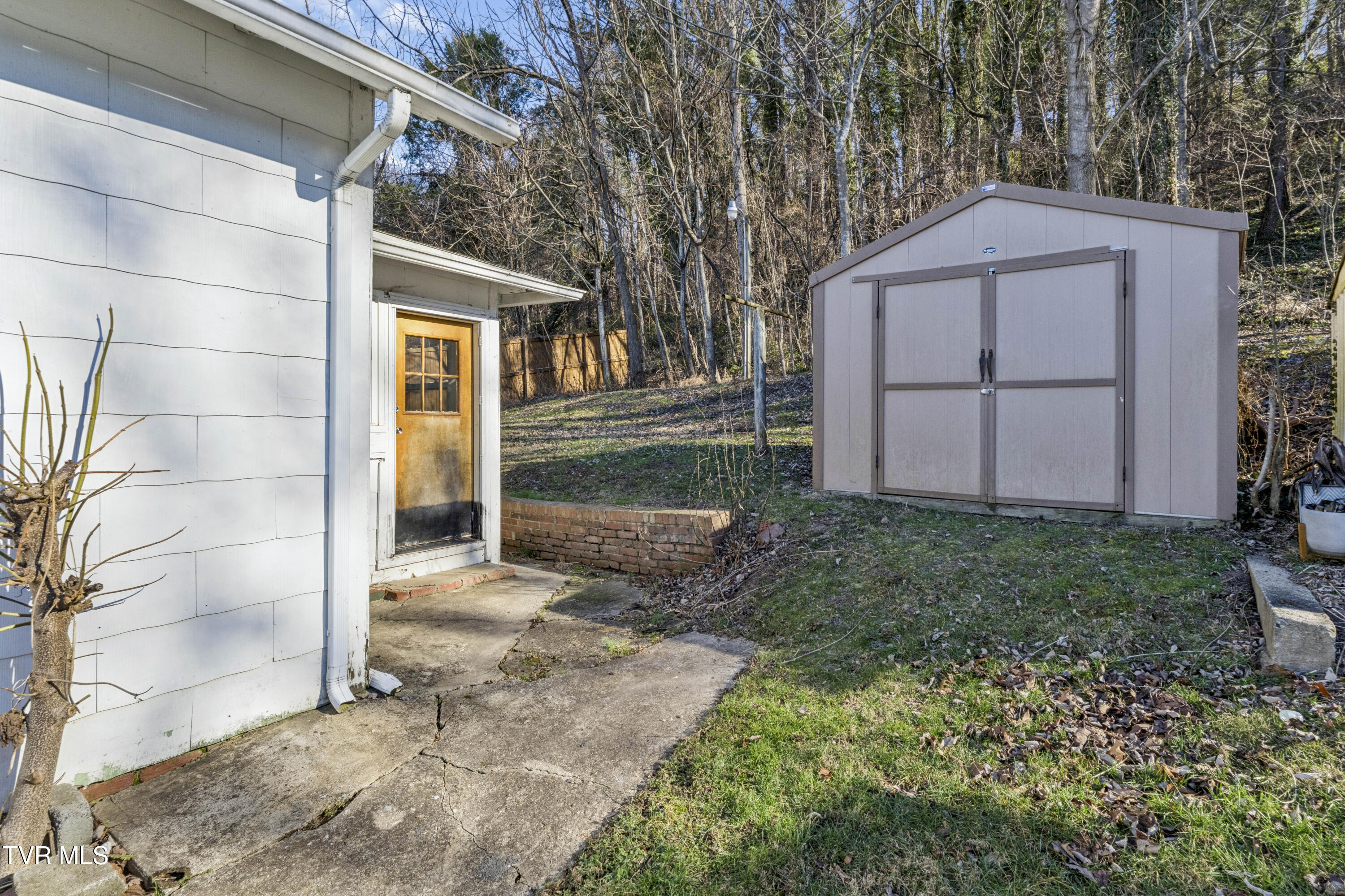 220 New Avenue Erwin, TN 37650 - Photo 22 of 25 New-EXTERIOR-4