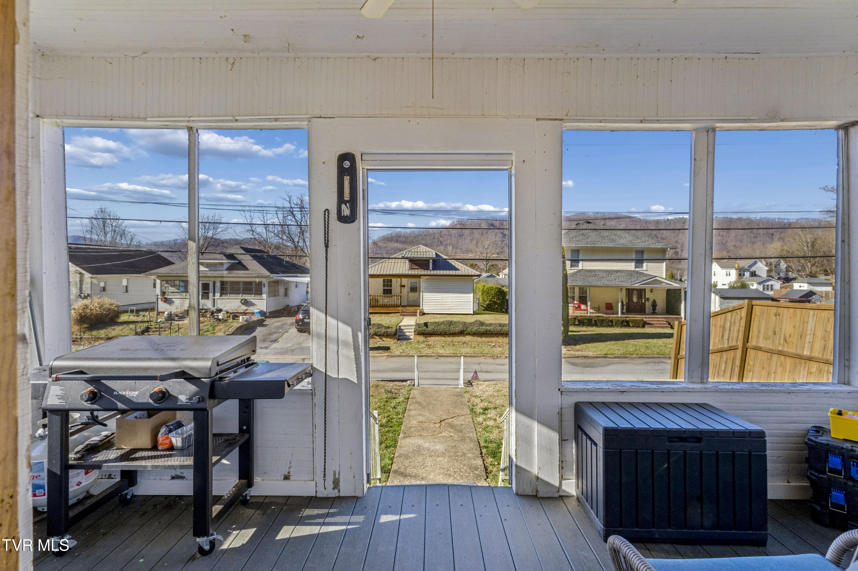 220 New Avenue Erwin, TN 37650 - Photo 5 of 25 New-EXTERIOR-1