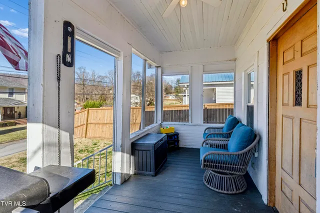 $185,000 | 220 New Avenue, Erwin, TN 37650