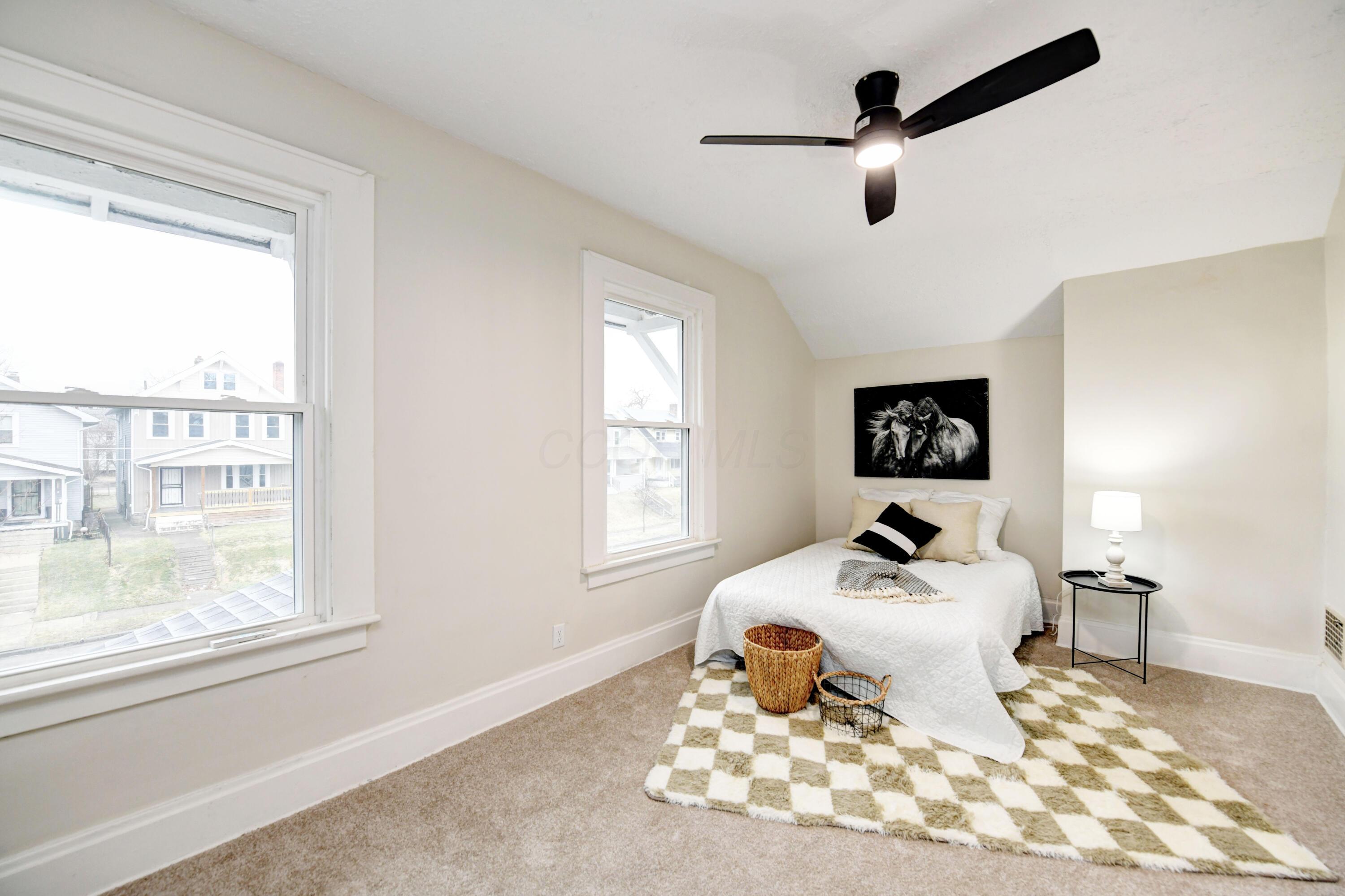 718 Berkeley Road Columbus, OH 43205 - Photo 15 of 25 Bedroom