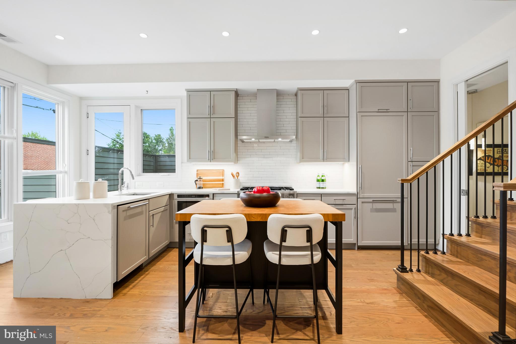 270 15th Street Southeast, Unit 202 Washington, DC 20003 - Photo 10 of 27