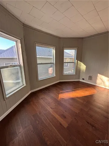 $1,500 | 1020 Academy Street, Watertown, NY 13601