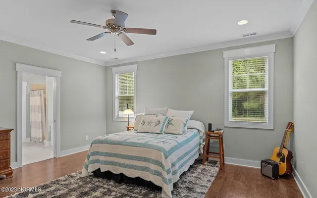 $2,200 | 112 Meadowbrook Court, Cedar Point, NC 28584