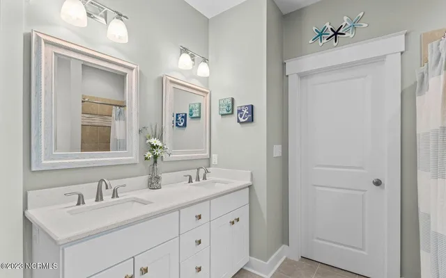 $2,200 | 112 Meadowbrook Court, Cedar Point, NC 28584