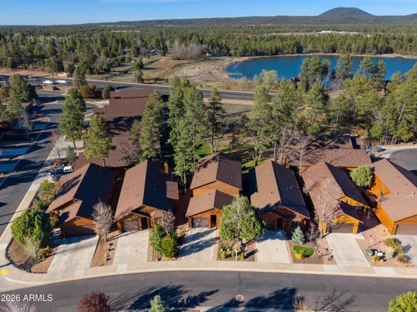 $595,000 | 2540 West Waters Edge Lane, Lakeside, AZ 85929