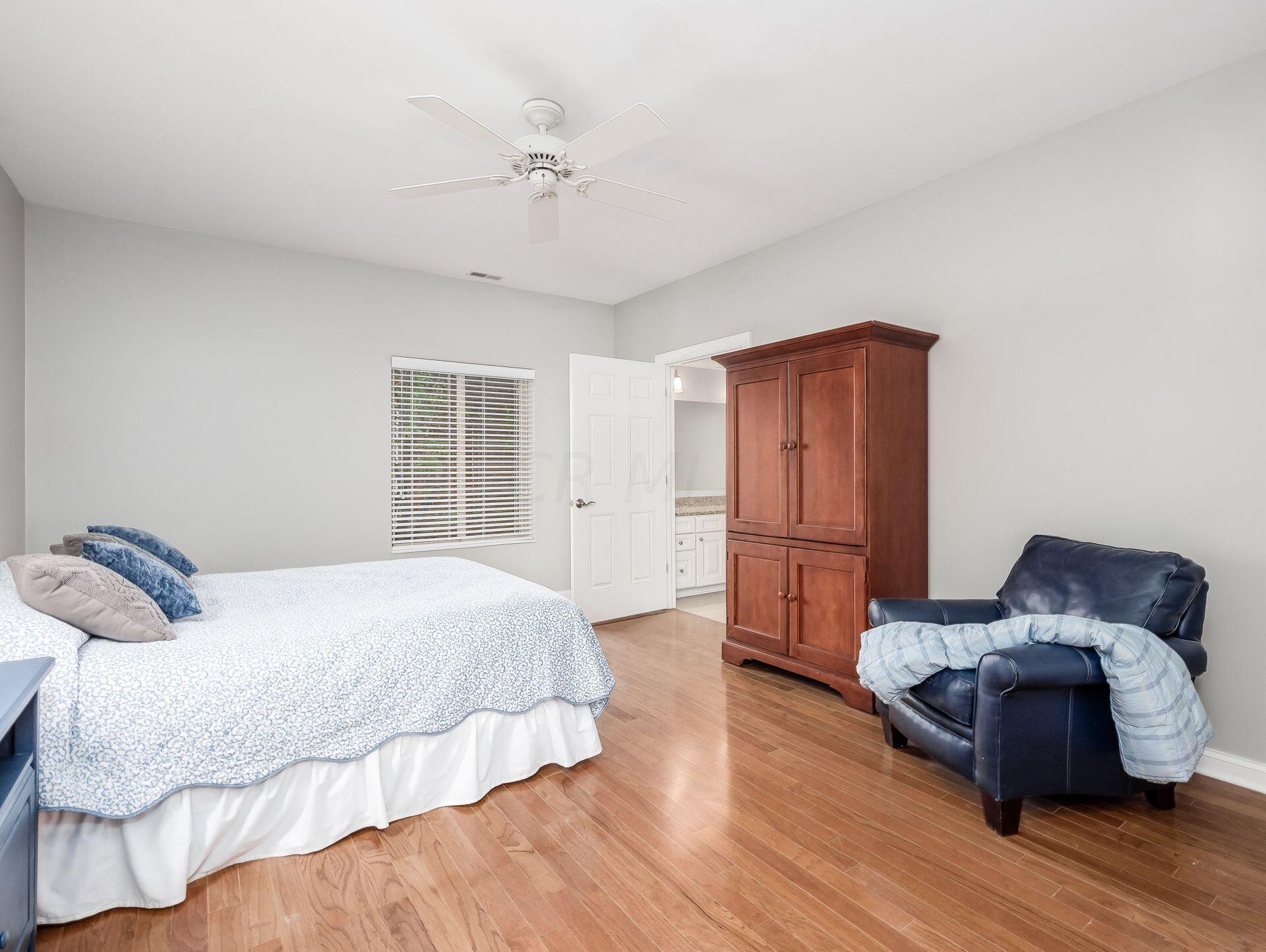 1786 Ridgecliff Road Upper Arlington, OH 43221 - Photo 17 of 35 Primary Suite