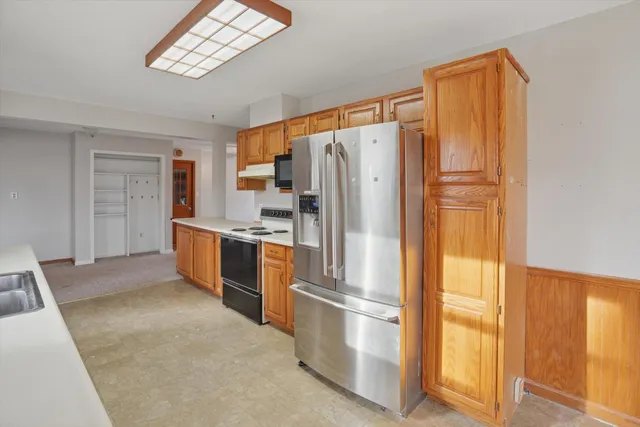 $220,000 | 107 South Center Street, Eaton Rapids, MI 48827