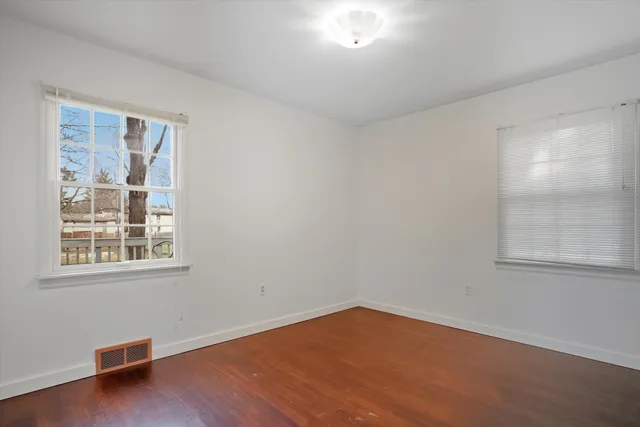 $220,000 | 107 South Center Street, Eaton Rapids, MI 48827