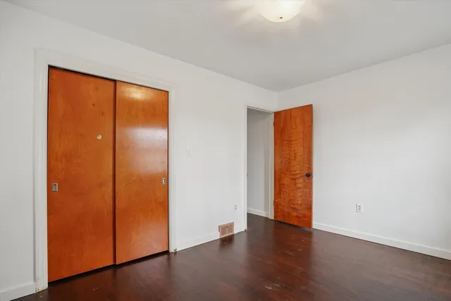 $220,000 | 107 South Center Street, Eaton Rapids, MI 48827