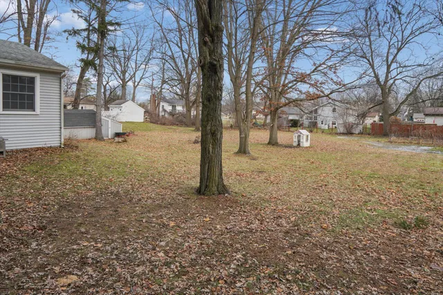 $220,000 | 107 South Center Street, Eaton Rapids, MI 48827