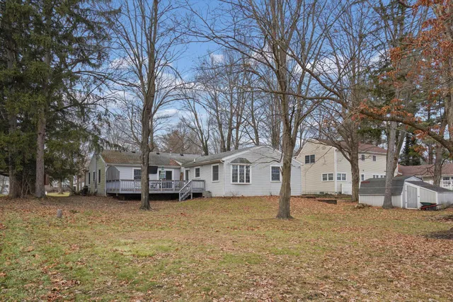 $220,000 | 107 South Center Street, Eaton Rapids, MI 48827