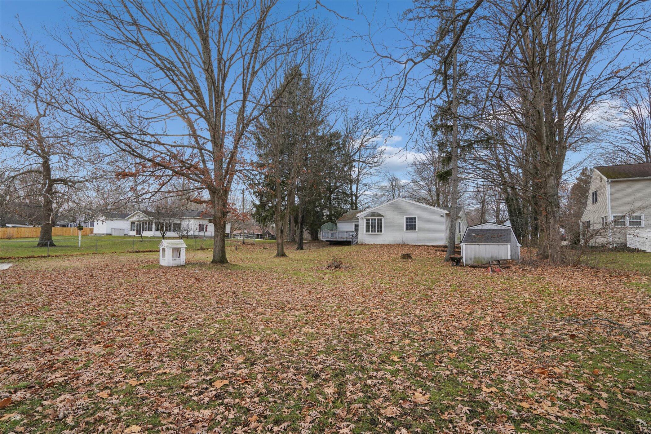 107 South Center Street Eaton Rapids, MI 48827 - Photo 34 of 34 43-107 S Center St-WindowStill-Photograp