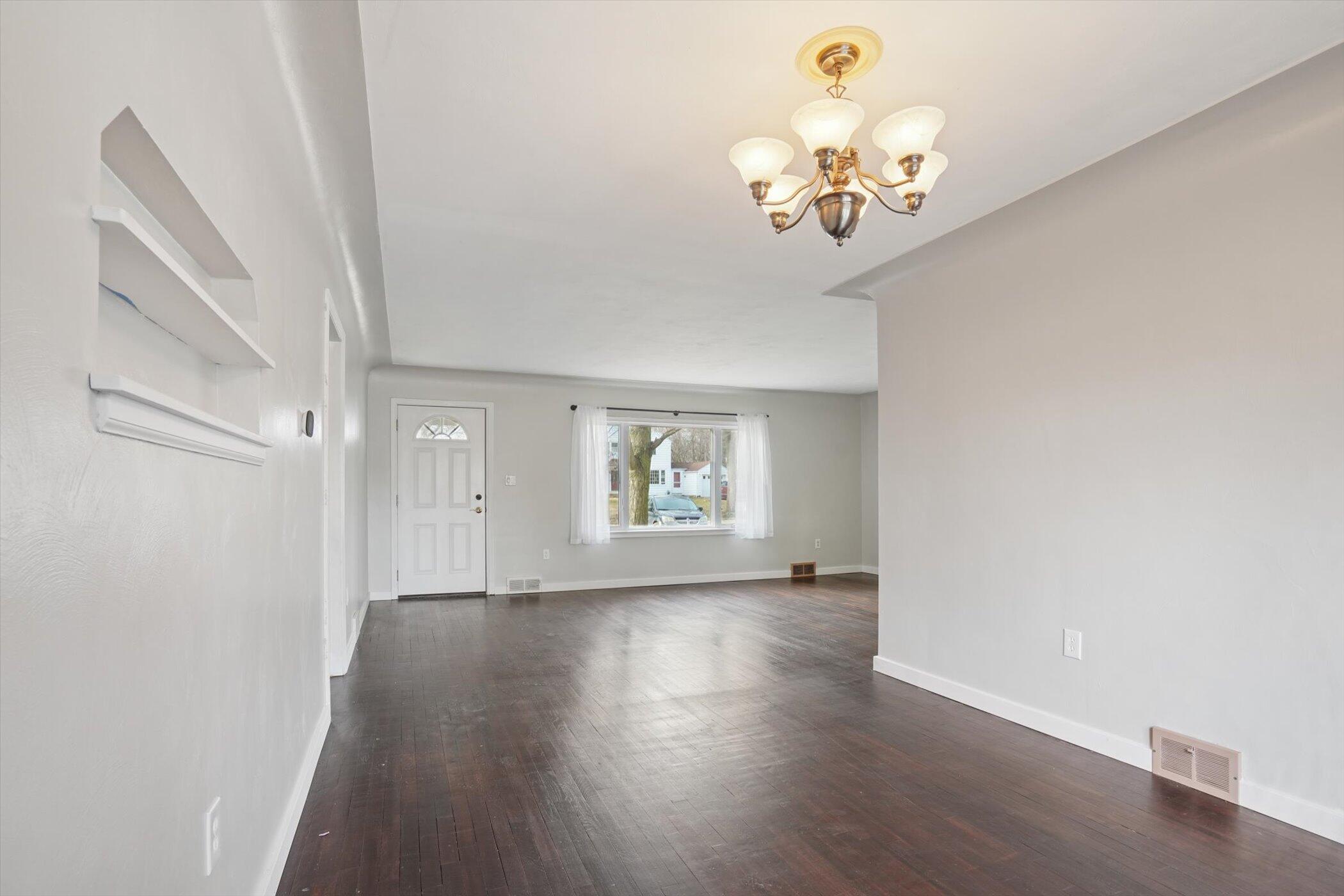 107 South Center Street Eaton Rapids, MI 48827 - Photo 9 of 34 12-107 S Center St-WindowStill-Photograp