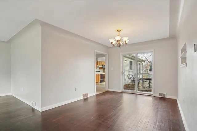 $220,000 | 107 South Center Street, Eaton Rapids, MI 48827