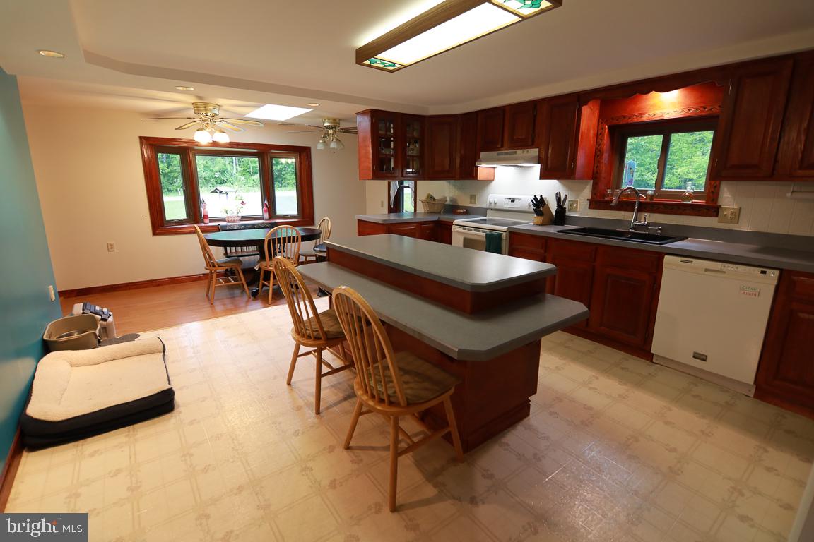 2281 South Forge Road Palmyra, PA 17078 - Photo 9 of 21 Gallery Image 9