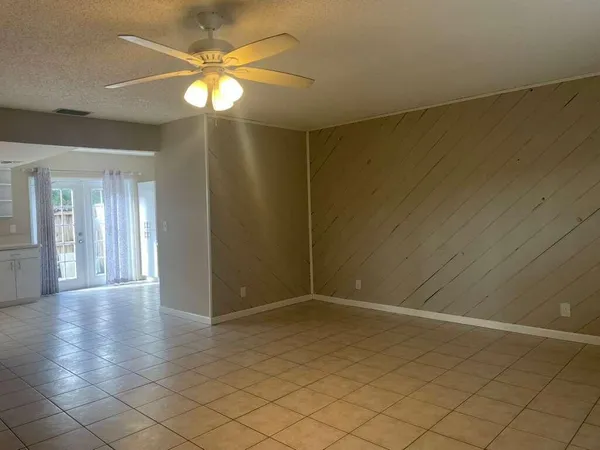 $2,200 | 7928 Kimberly Boulevard, Unit 203, North Lauderdale, FL 33068