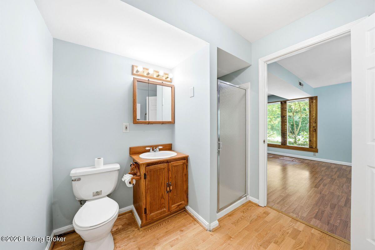 651 Bridgeport-Benson Road Frankfort, KY 40601 - Photo 34 of 61 Full bathroom with shower stall