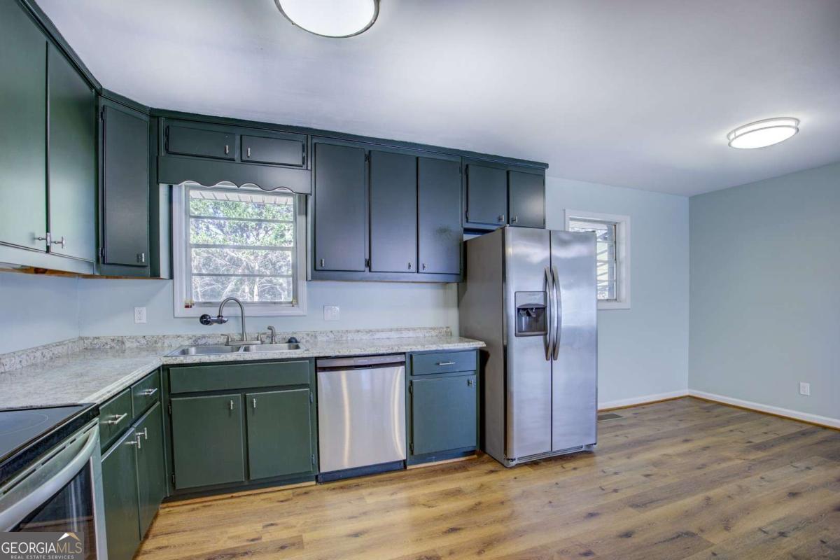 205 Emory Way Oxford, GA 30054 - Photo 9 of 27