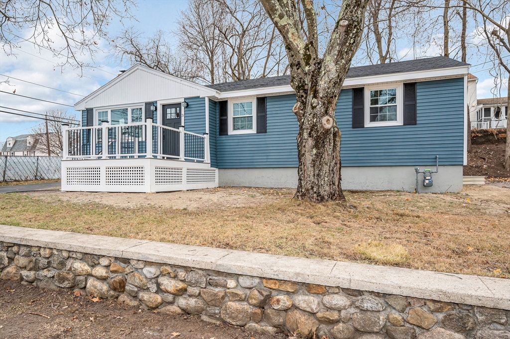 3 Derry Road Methuen, MA 01844 - Photo 1 of 42 Gallery Image 1