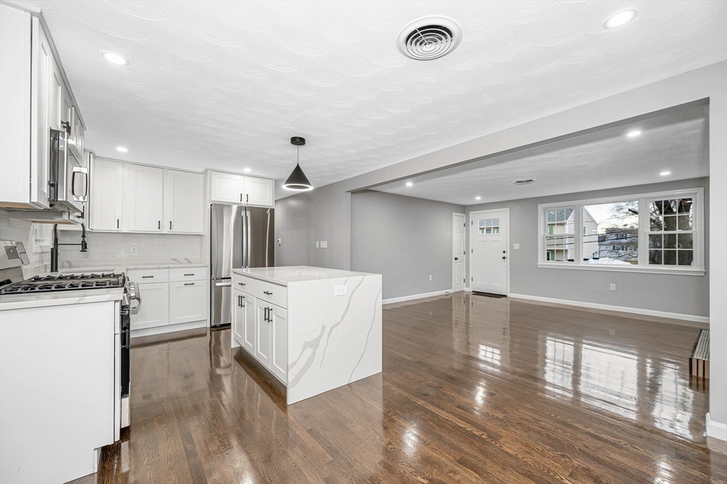 3 Derry Road Methuen, MA 01844 - Photo 12 of 42 Gallery Image 12