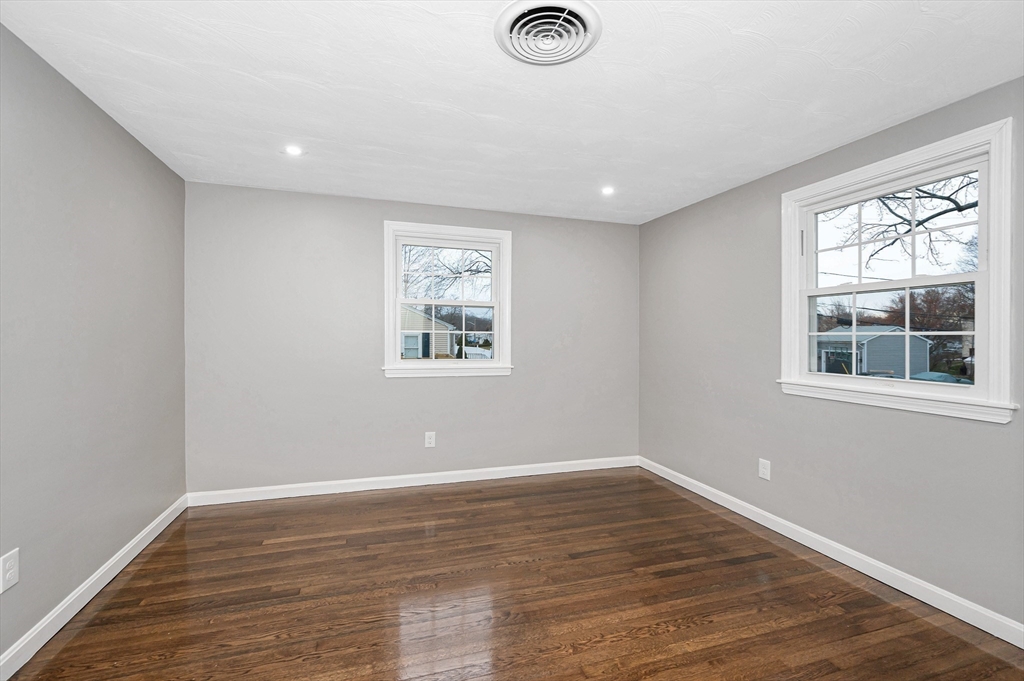 3 Derry Road Methuen, MA 01844 - Photo 21 of 42 Gallery Image 21