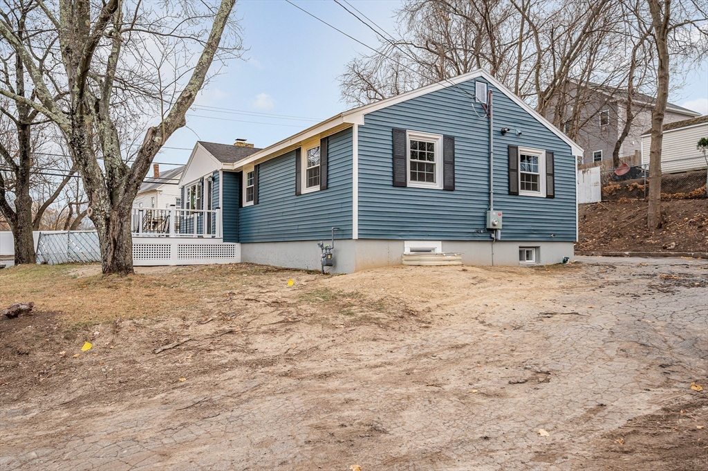 3 Derry Road Methuen, MA 01844 - Photo 3 of 42 Gallery Image 3